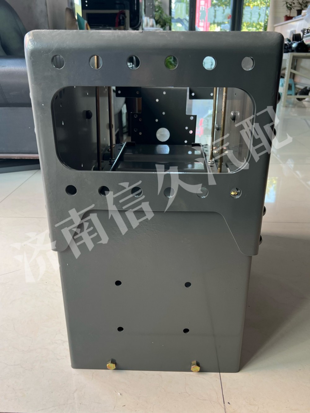 WG9X25760120,電瓶箱體,濟(jì)南信久汽配銷售中心