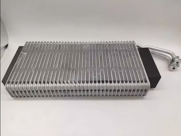 適用陜汽德龍F(tuán)3000蒸發(fā)箱 空調(diào)蒸發(fā)器帶膨脹閥 DZ13241821111原裝/