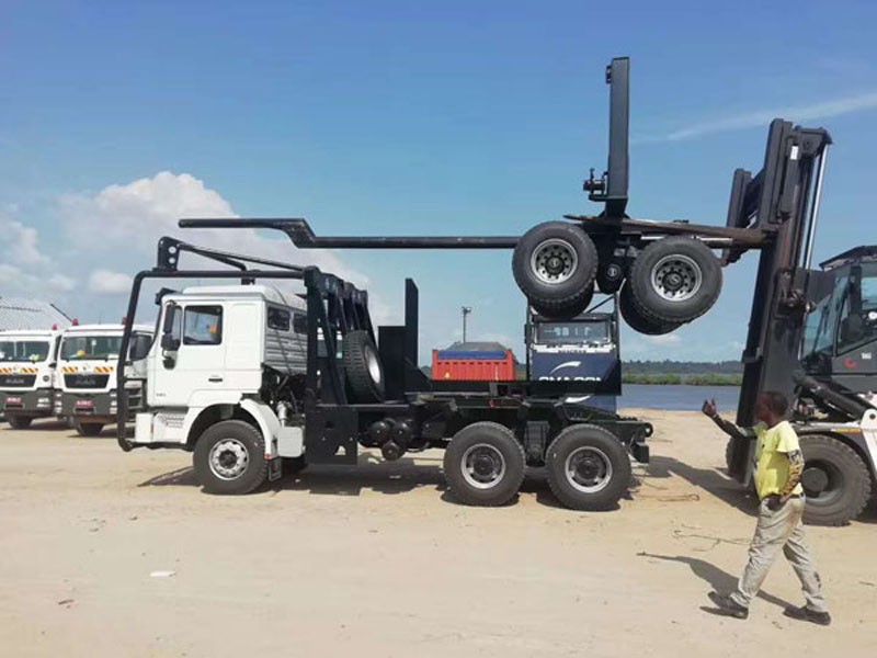 原木運輸車牽引桿,Log transporter - Traction bar,濟南向前汽車配件有限公司