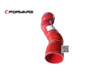 6000018221   中冷器出氣管,Intercooler outlet pipe,濟(jì)南向前汽車配件有限公司