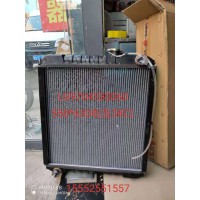 中冷器水箱LG9704530060，尺寸550*630左右38口