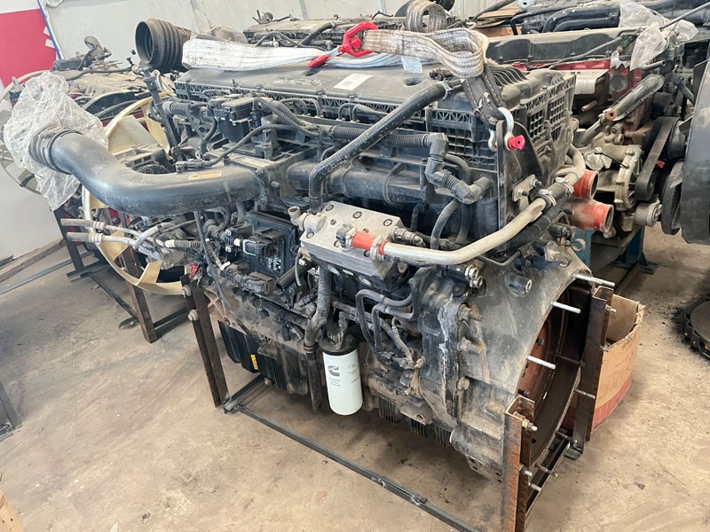 陜汽 Xian Cummins  動力發(fā)動機系統(tǒng)  M15NS6B560 發(fā)動機總成/M15NS6B560 發(fā)動機總成