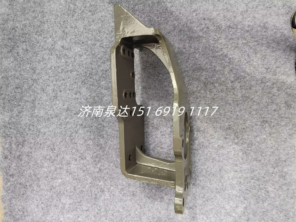 WG9731470060,轉(zhuǎn)向器支架,濟(jì)南泉達(dá)汽配有限公司