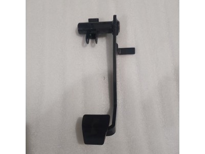 HOWO右置車制動踏板總成，AZ9719364055，55元