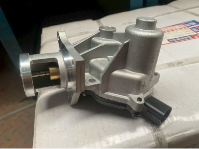 玉柴發(fā)動(dòng)機(jī)EGR閥電機(jī)模塊，F(xiàn)G1FC-1207242SF2，490元