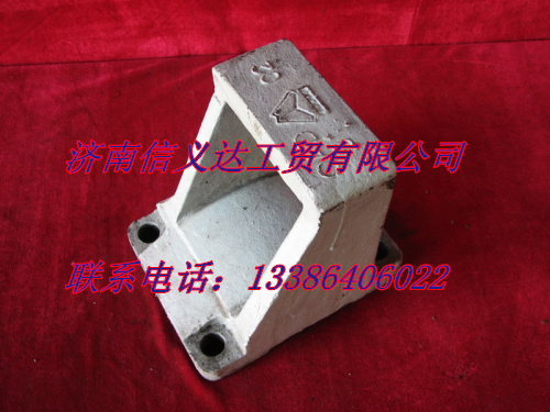 AZ9718520002,C型均橫梁-左(4x2)（,濟南凱爾特商貿(mào)有限公司