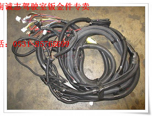 DZ9100774331,,濟(jì)南誠志重型汽車駕駛室鈑金件專賣