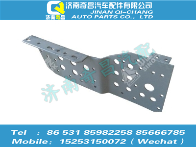 az9525930024,豪瀚配件 豪瀚保險(xiǎn)杠右支架總成,濟(jì)南奇昌汽車配件有限公司