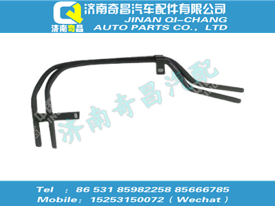 wg1642848014,HOWO配件 HOWO管口在翻轉(zhuǎn)下面的暖風(fēng)鋼管總成,濟(jì)南奇昌汽車配件有限公司
