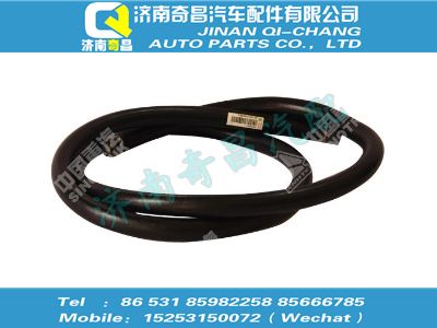 tg53715300007,HOWO配件 HOWO膨脹水箱L型膠管20*2700,濟(jì)南奇昌汽車配件有限公司