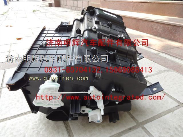 重汽豪沃（HOWO）輕卡配件暖風(fēng)機總成12V/LG1613840011