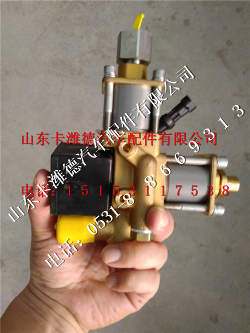 VG1095110050,重汽天然氣發(fā)動(dòng)機(jī)活塞式高壓減壓器,山東卡濰德汽車配件有限公司