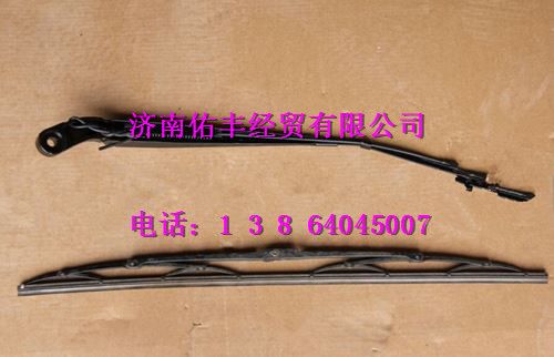WG1661740021,重汽豪沃A7雨刮臂WG1661740021,濟(jì)南佑豐經(jīng)貿(mào)有限公司（原鎬煜）