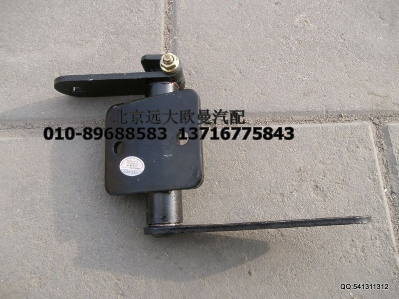 1122917200004,換擋座帶搖臂總成,北京遠(yuǎn)大歐曼汽車配件有限公司